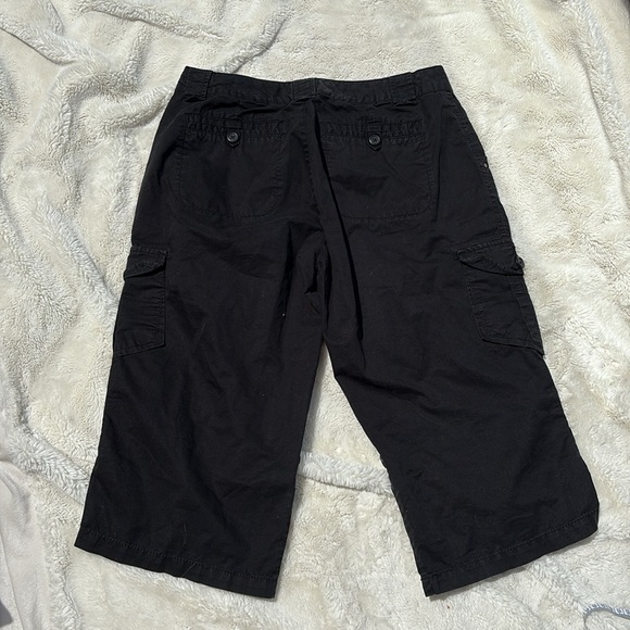 Marvin Richards Utility Capri Shorts – Size 8 | Black Cotton | Sporty Edge | - Picture 4 of 4